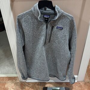 Patagonia Men's Quarter Zip-Up Sweater in Heather Gray